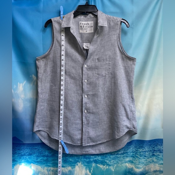 Frank & Eileen Fiona Sleeveless Classic Linen Blouse Size: M Gray - Picture 12 of 15